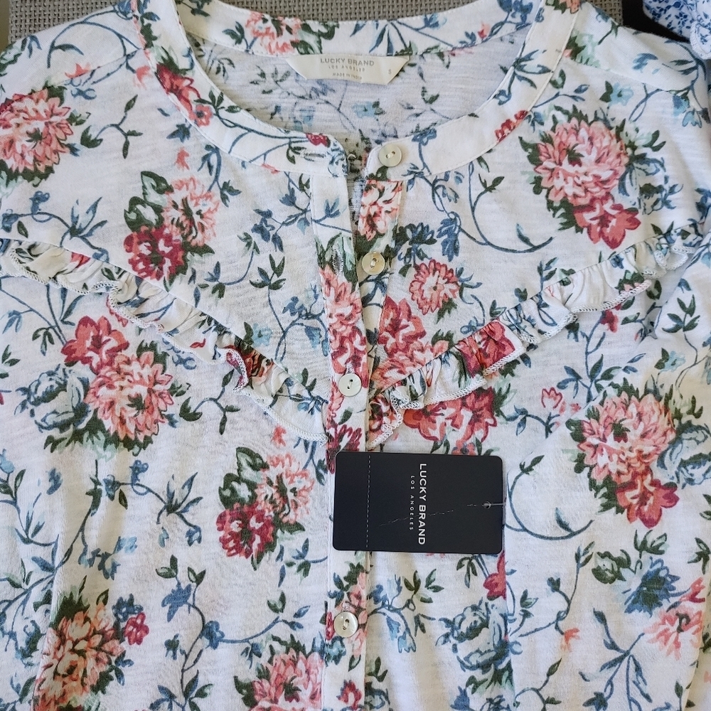 Lucky Brand New Shirt - Picture 6 of 6